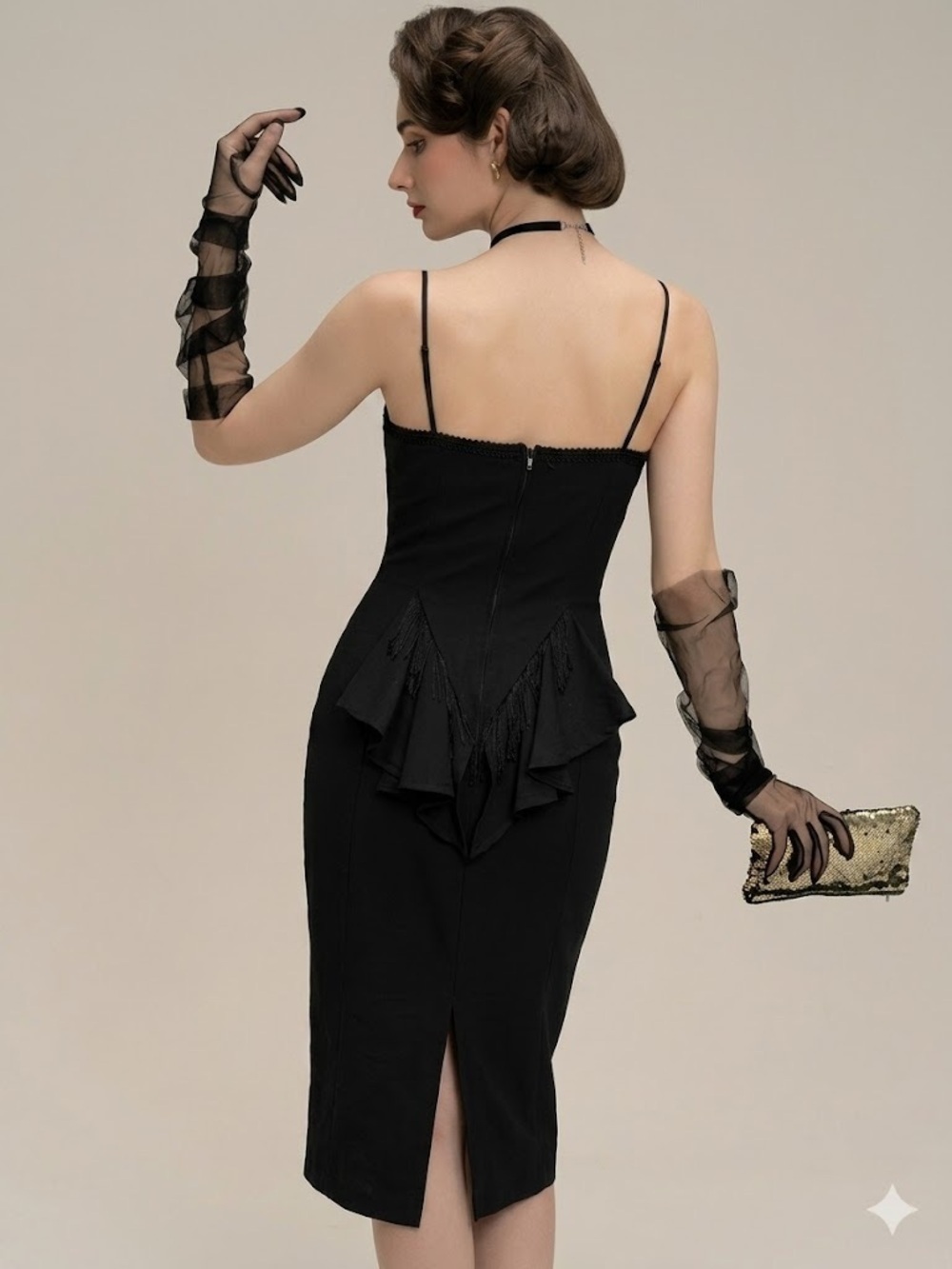 🔥Vintage 1940s Inspired Strappy
Dress with Peplum Style Ruffle & Fringe on Back